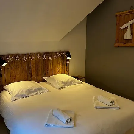 11 Les Pins Penches Appartement *